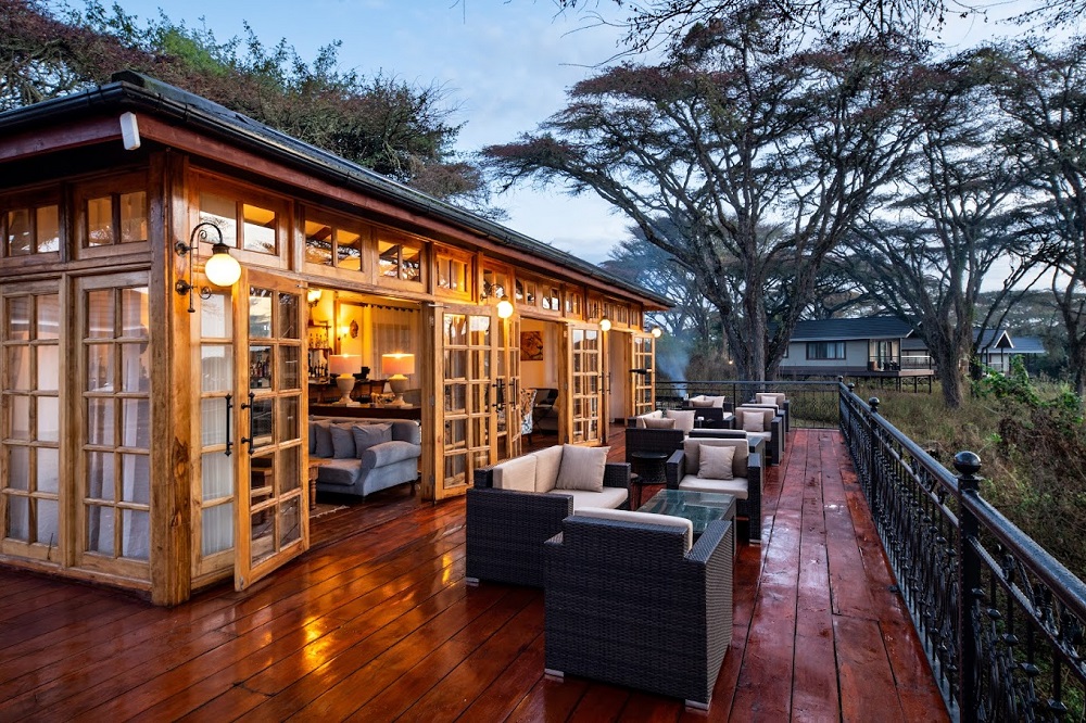 Semi-Luxury accommodation: Lion's Paw Ngorongoro